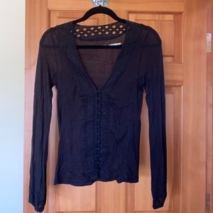 Women’s long sleeve button up shirt